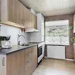 1438-aakirkeby-sortspaettevej-10 Feriehus Vester Somarken