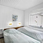 1438-aakirkeby-sortspaettevej-10 Feriehus