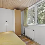 1438-aakirkeby-sortspaettevej-10 * Vester Somarken
